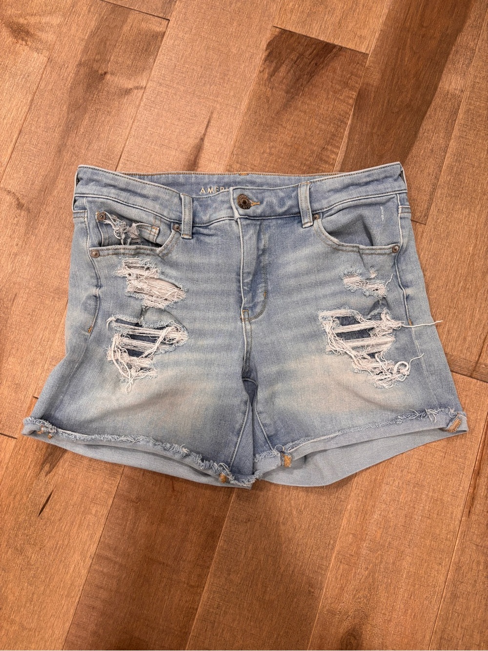 American Eagle Outfitters Light Wash Distressed The Dream Jean Shorts